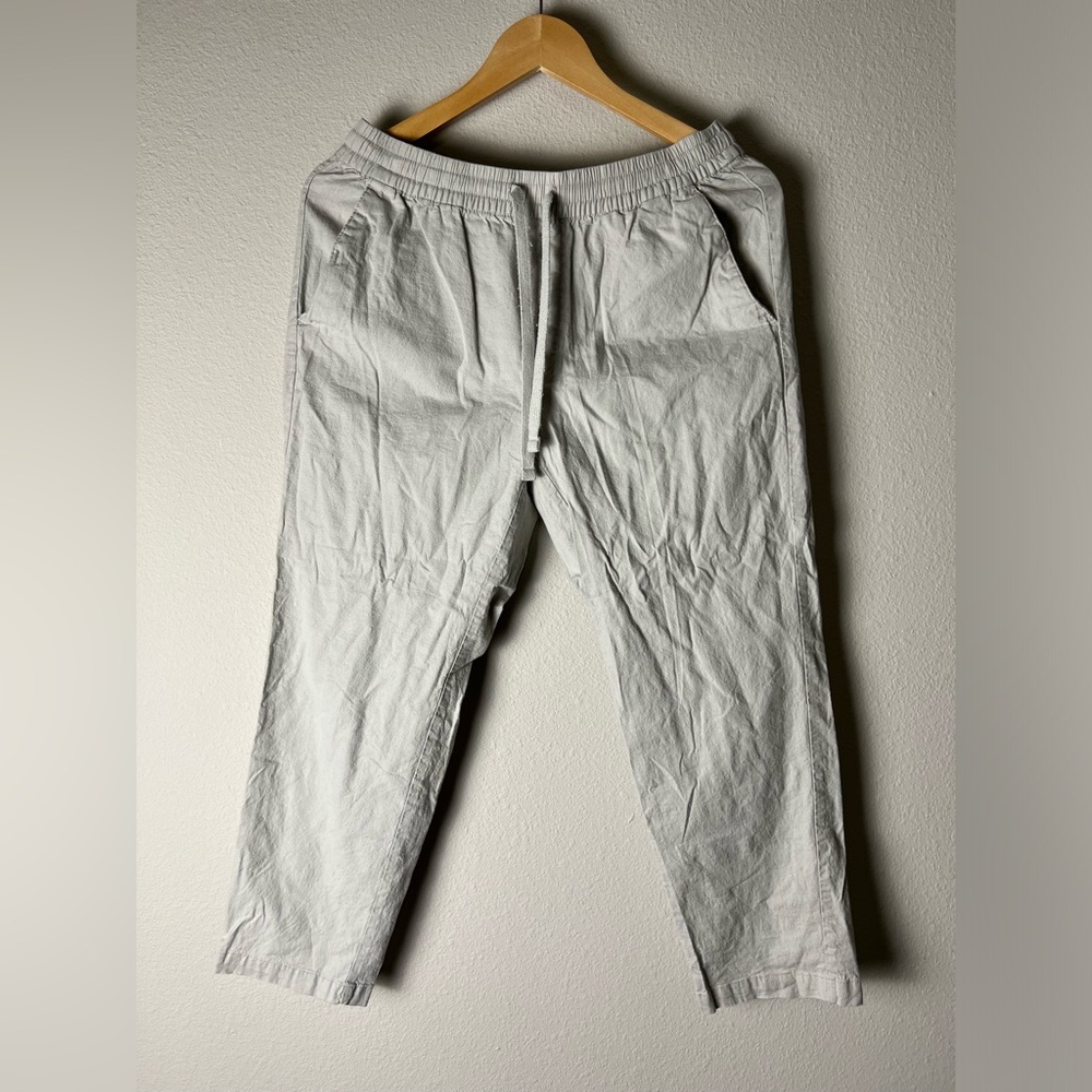 Guess white pants